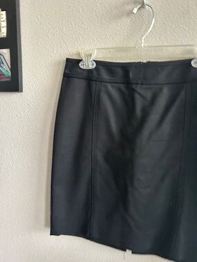 White House Black Market Skirt